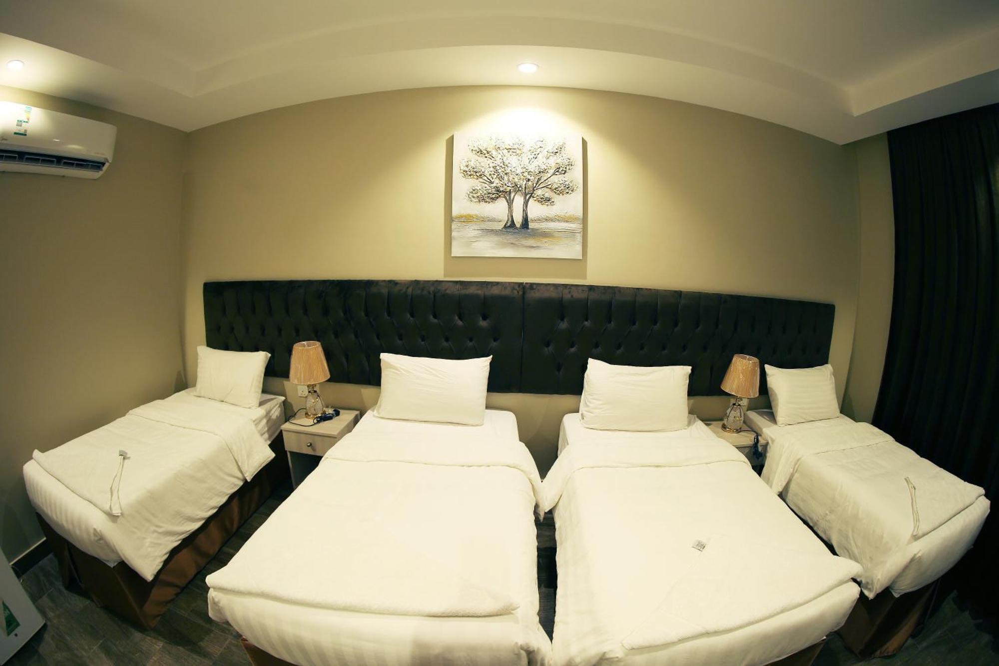 فندق المربع السابع Seventh Square Hotel La La Mecca Esterno foto